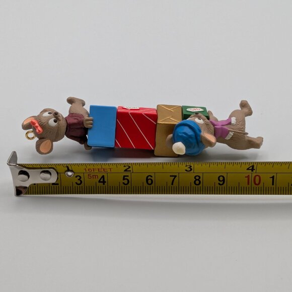 Hallmark Keepsake Mom and Dad 1997, Mice with Gifts Vintage Christmas Ornament - Picture 10 of 11